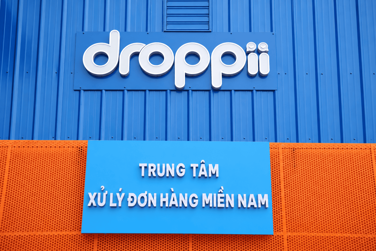 Góc nhìn toàn cảnh khu vực vận hành của Trung tâm xử lý đơn hàng miền Nam sau cải tạo