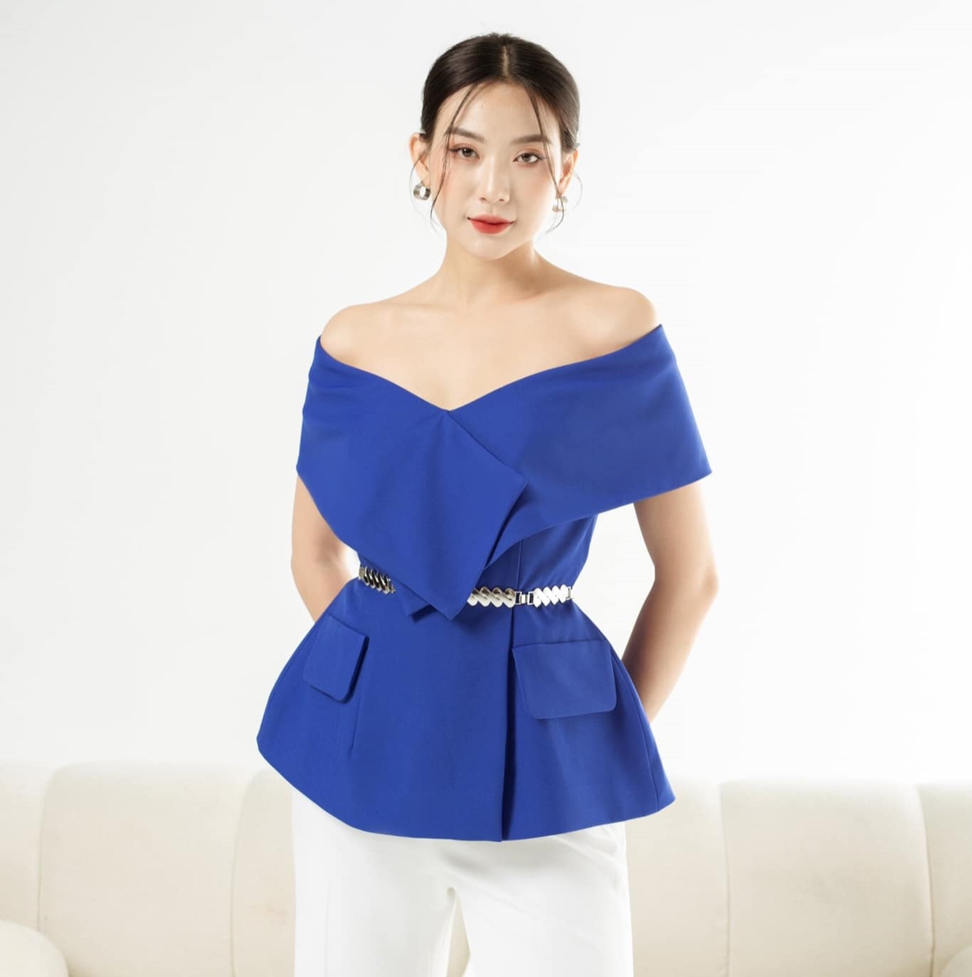 Set váy Áo Vest bệt vai Hebe