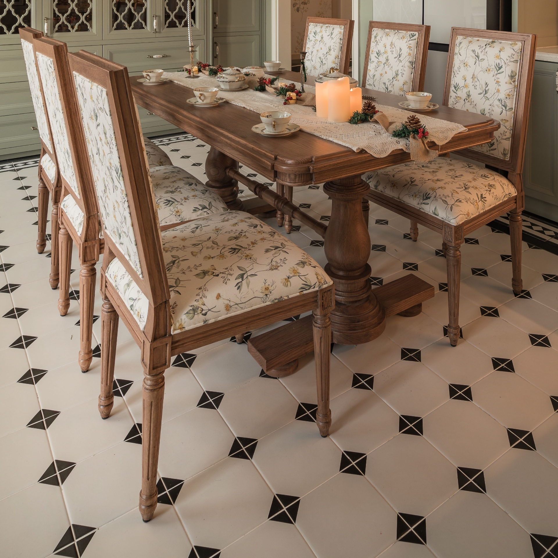 Bộ bàn ghế ăn CELESTINE Cotswolds