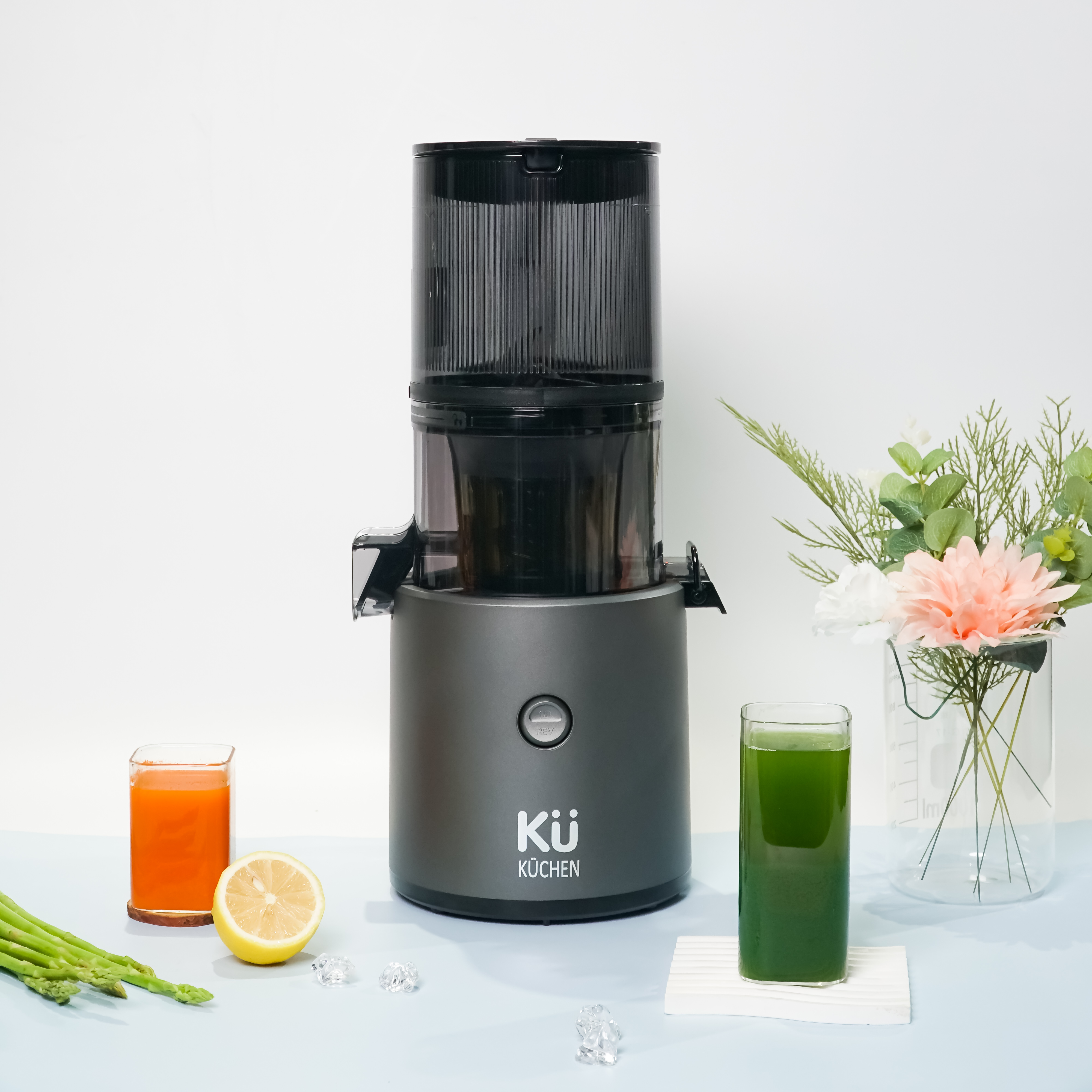 Máy ép chậm KUCHEN KU1226 - Màu xám