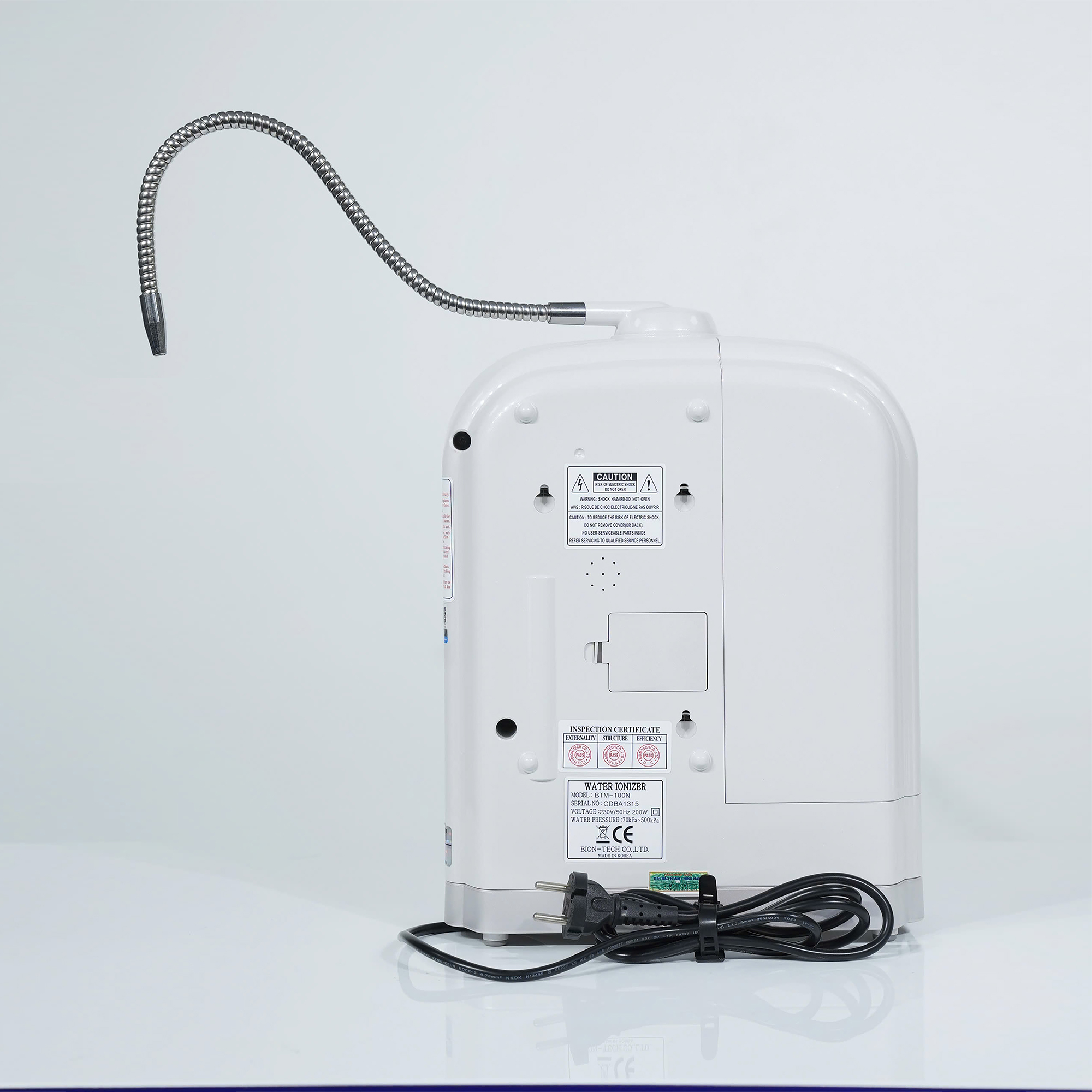 Máy lọc nước công nghệ điện giải ion kiềm dùng trong gia đình, model: BTM-100N, nhãn hiệu Biontech