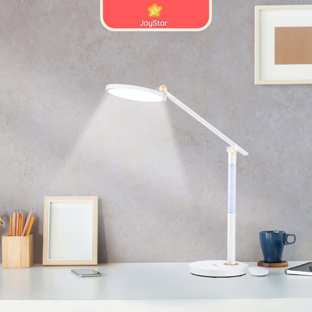 Đèn bàn LED bảo vệ thị lực JoyStar E10 màu trắng (White)