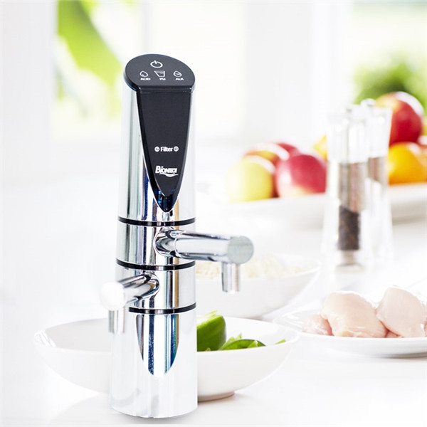 Máy lọc nước công nghệ điện giải ion kiềm dùng trong gia đình, model: BTM-105DN, nhãn hiệu Biontech