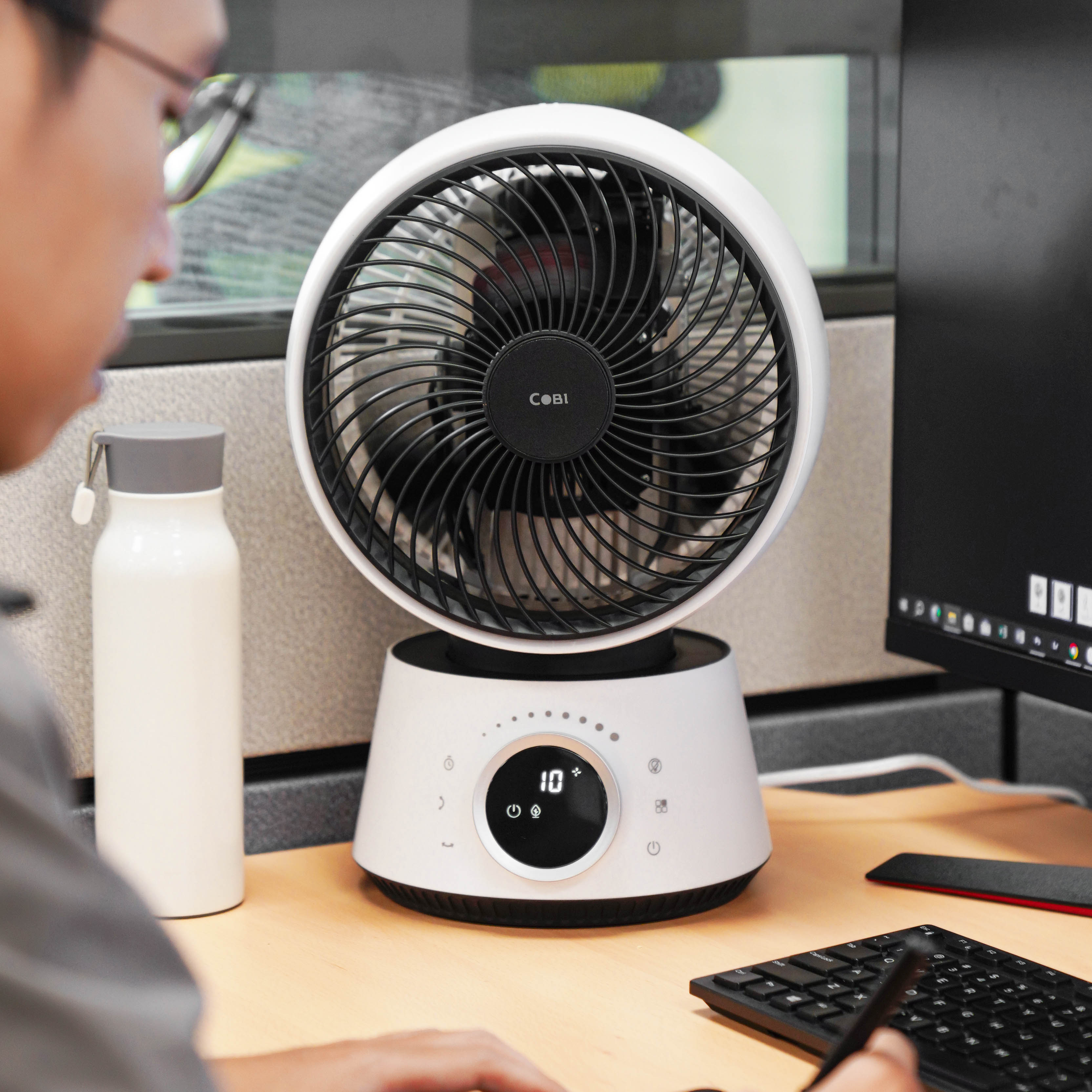 Quạt tuần hoàn không khí để bàn 8" COBI - Điều khiển từ xa, Hẹn giờ, Xoay tự động 3D 360°_341729