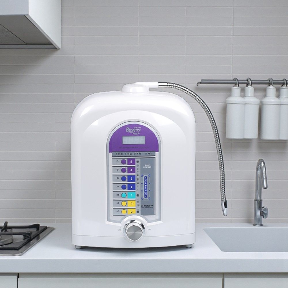 Máy lọc nước công nghệ điện giải ion kiềm dùng trong gia đình, model: BTM-100N, nhãn hiệu Biontech